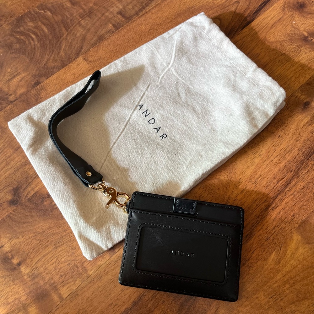 Andar Black Leather Wallet